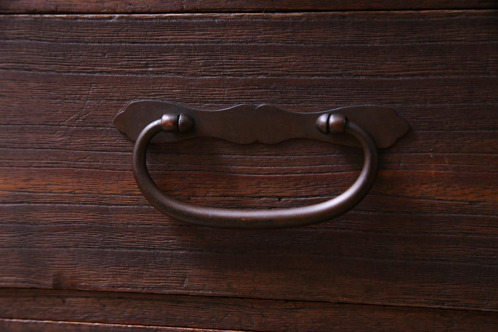 アンティーク家具　和製アンティーク　桐材　銅金具　味わい感じる佇まいが魅力の小箪笥(小引き出し)