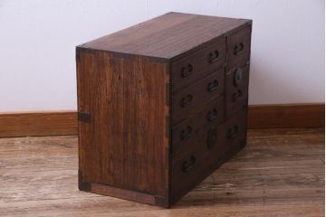 アンティーク家具　和製アンティーク　総桐材　銅金具が趣き深い小引き出し(小型和タンス、チェスト、桐箪笥、桐たんす)