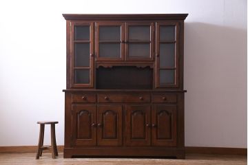 中古　松本民芸家具　西洋家具のような佇まいの食器棚(キャビネット、収納棚)(定価約110万円)