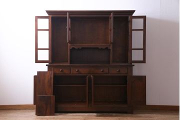 中古　松本民芸家具　西洋家具のような佇まいの食器棚(キャビネット、収納棚)(定価約110万円)