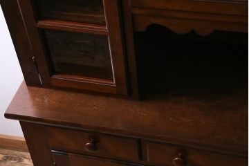 中古　松本民芸家具　西洋家具のような佇まいの食器棚(キャビネット、収納棚)(定価約110万円)