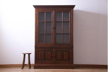 中古　松本民芸家具　洗練されたシックなデザインのE型書棚(本箱、飾り棚、キャビネット、収納棚)(定価約62万5千円)