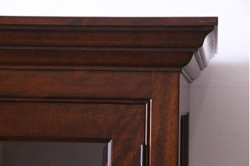 中古　松本民芸家具　洗練されたシックなデザインのE型書棚(本箱、飾り棚、キャビネット、収納棚)(定価約62万5千円)