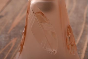 フランスビンテージ　フロストガラス　淡いピンクの色が可愛らしいシェード(ペンダントライト、天井照明)