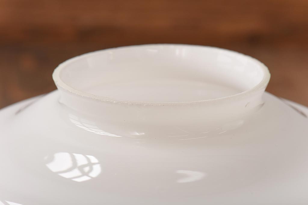 和製アンティーク　乳白色のガラスが柔らかな印象のペンダントライト(天井照明、吊り下げ照明)