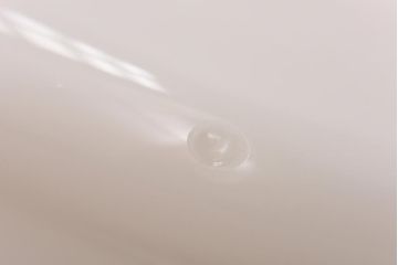 和製アンティーク　乳白色のガラスが柔らかな印象のペンダントライト(天井照明、吊り下げ照明)