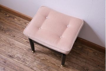 ヴィンテージ家具 北欧ビンテージ G-PLAN Tola&Black(トラー&ブラック) 洗練された佇まいが魅力的なスツール(オットマン、椅子、クッションチェア)