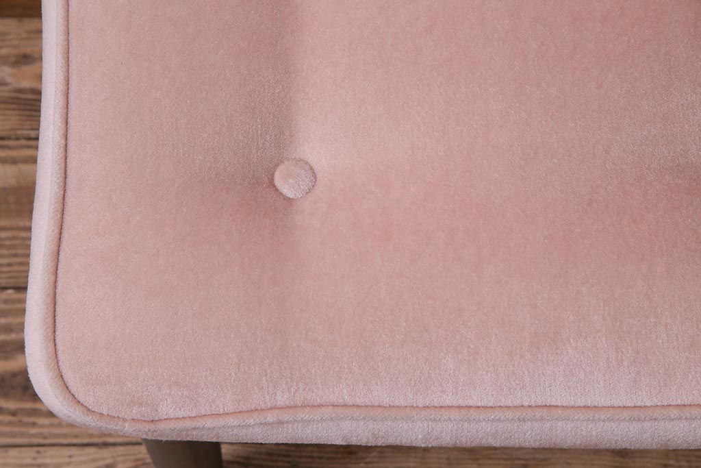 ヴィンテージ家具 北欧ビンテージ G-PLAN Tola&Black(トラー&ブラック) 洗練された佇まいが魅力的なスツール(オットマン、椅子、クッションチェア)