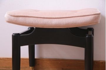 ヴィンテージ家具 北欧ビンテージ G-PLAN Tola&Black(トラー&ブラック) 洗練された佇まいが魅力的なスツール(オットマン、椅子、クッションチェア)