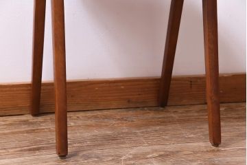 ヴィンテージ家具　ビンテージ　秋田木工　ブナ材　シンプルなデザインがお洒落なスタッキングスツール(スツール、椅子)