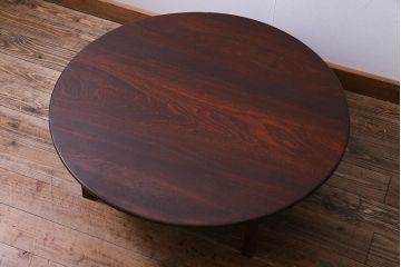 アンティーク家具　和製アンティーク　栓材　折り畳み式　赤みを帯びた古い木肌が味わい深い丸ちゃぶ台(座卓、ローテーブル)