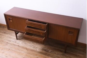 ヴィンテージ家具　イギリスビンテージ　Elliotts Of Newbury(EoN)　チーク・ローズウッド材　北欧テイストのローボード(リビングボード)