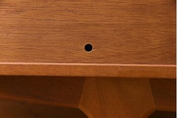 北欧家具 A.H McINTOSH(マッキントッシュ)　洗練されたデザインと機能性が魅力のローボード(リビングボード、ダイニングボード)