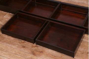 中古　民芸家具　唐木 花梨材　凝った意匠が存在感を放つサイドボード(キャビネット、飾り棚、カリン材)(定価約180万円)