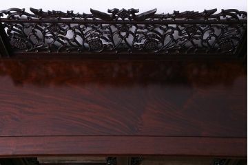 中古　民芸家具　唐木 花梨材　凝った意匠が存在感を放つサイドボード(キャビネット、飾り棚、カリン材)(定価約180万円)