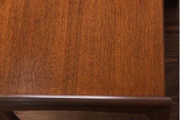 北欧家具　G-PLAN　チーク材　木のぬくもりが感じられるネストテーブル(サイドテーブル)