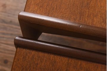 北欧家具　G-PLAN　チーク材　木のぬくもりが感じられるネストテーブル(サイドテーブル)