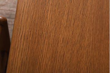北欧家具　オーク材　明るい色味となめらかな木肌が魅力のネストテーブル(サイドテーブル)