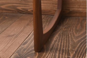 北欧家具　G-PLAN　チーク材　木のぬくもりが感じられるネストテーブル(サイドテーブル)(1)