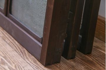 大正ロマン　結霜ガラス 太めのフレームが存在感を放つモダンなガラス戸(窓、引き戸、建具)4枚組