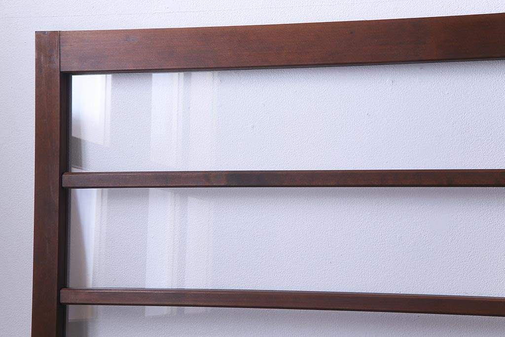 昭和レトロ　異なるガラスを組み合わせたシンプルな引き戸(ガラス戸、建具)4枚組