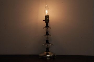 アメリカビンテージ　LEVITON　シャビーシックなスタンドライト(テーブルランプ)