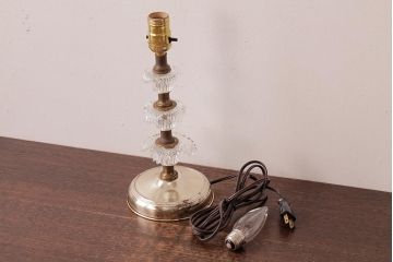 アメリカビンテージ　LEVITON　シャビーシックなスタンドライト(テーブルランプ)