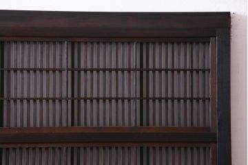 昭和初期　裏障子枠付き　腰板ケヤキ　モダンなデザインガラス入りの格子戸2枚セット(ガラス帯戸、障子戸、引戸)