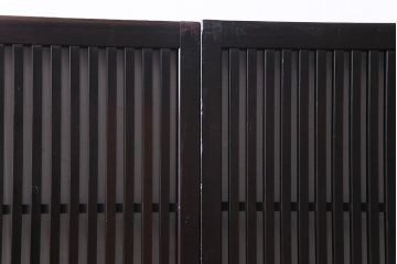 和製アンティーク　上手物　燻された質感が味わい深い格子戸2枚セット(引き戸、建具)