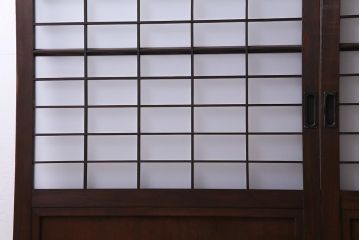 和製アンティーク　昭和初期　すりガラス越しに映る桟が風情感じるガラス戸2枚セット(引き戸、建具)