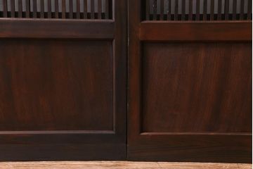 和製アンティーク　腰板ケヤキ材　障子枠付き　和モダンな空間づくりにおすすめな格子戸2枚セット(建具、引き戸)
