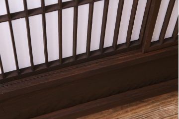ビンテージ　高級杉材　障子戸付き　和の風情あふれるインテリアにおすすめな衝立(パーテーション、間仕切り)