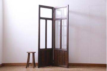 昭和初期　レトロなガラス戸をリメイクしたパーテーション(衝立、間仕切り)