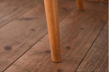 ヴィンテージ家具　イギリスビンテージ　ERCOL(アーコール)　木の温もり溢れるクエーカーアームチェア(椅子)