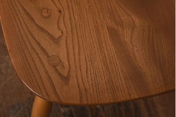 ヴィンテージ家具　イギリスビンテージ　ERCOL(アーコール)　木の温もり溢れるクエーカーチェア(椅子)(1)