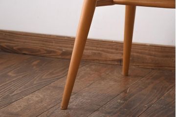 ヴィンテージ家具　イギリスビンテージ　ERCOL(アーコール)　木の温もり溢れるクエーカーチェア(椅子)(1)