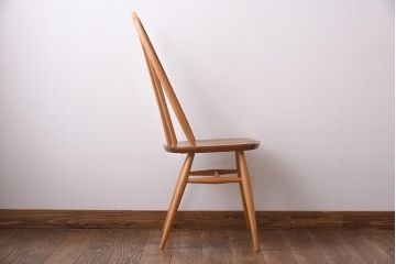 ヴィンテージ家具　イギリスビンテージ　ERCOL(アーコール)　木の温もり溢れるクエーカーチェア(椅子)(2)