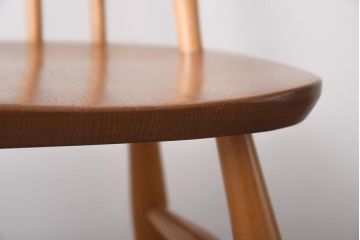 ヴィンテージ家具　イギリスビンテージ　ERCOL(アーコール)　木の温もり溢れるクエーカーチェア(椅子)(2)