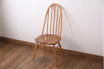 ヴィンテージ家具　イギリスビンテージ　ERCOL(アーコール)　優しい色味のクエーカーチェア(椅子)(1)