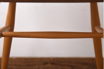 ヴィンテージ家具　イギリスビンテージ　ERCOL(アーコール)　優しい色味のクエーカーチェア(椅子)(1)