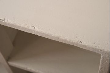 ペイント家具　学校の下駄箱をリメイクした鉄脚マス目棚(オープンラック、飾り棚)