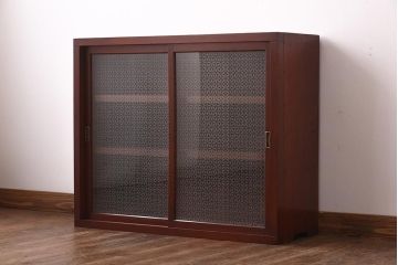 レトロ家具　和製アンティーク　当店オリジナル紋様ガラス　レトロな雰囲気がお洒落なガラス戸棚(収納棚、食器棚)