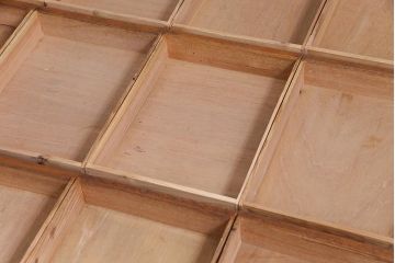 レトロ家具　昭和レトロ　ネームプレート付き　薄型の引き出しが40杯付いたチェスト(書類ケース、ドロワー)