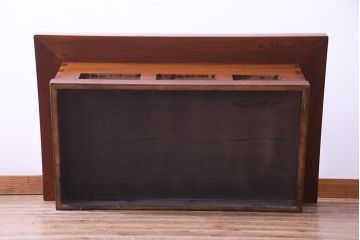 アンティーク雑貨　中古　民芸家具　四尺　鮮明なケヤキの杢目が楽しめる長火鉢(関西火鉢、囲炉裏、座卓)