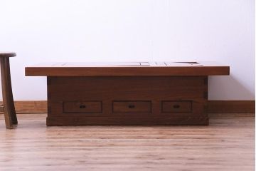 アンティーク雑貨　中古　民芸家具　四尺　鮮明なケヤキの杢目が楽しめる長火鉢(関西火鉢、囲炉裏、座卓)
