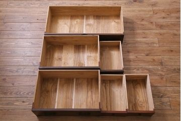 アンティーク家具　明治期　三尺　前面ケヤキ材　渋さと上品さが織り交じる小振りな整理箪笥(時代箪笥)