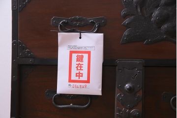 アンティーク家具　明治期　三尺　前面ケヤキ材　渋さと上品さが織り交じる小振りな整理箪笥(時代箪笥)