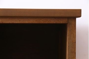 レトロ家具　昭和レトロ　素朴な木味が懐かしい雰囲気を醸し出すロッカー(下駄箱、マス目棚、収納棚)(2)