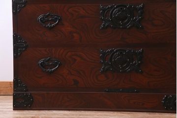 中古　岩谷堂箪笥　特注品　収納力と存在感抜群!大迫力の収納棚(キャビネット、戸棚、茶棚、飾り棚、店舗什器、上下バラ売り可能)(定価約140万円)(R-032938)