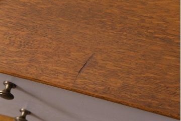 ヴィンテージ家具　リペイント　北欧ビンテージ　G-PLAN(ジープラン)　サニーオーク&チャイニーズホワイト　レトロモダンなダブルチェスト(サイドボード)